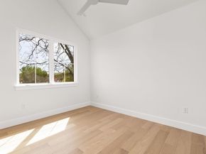 408 Linden A, Austin TX 78702