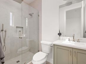 408 Linden A, Austin TX 78702