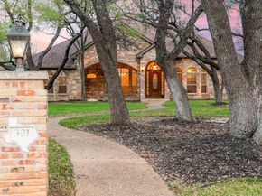 301 Goldridge DR, Georgetown TX 78633