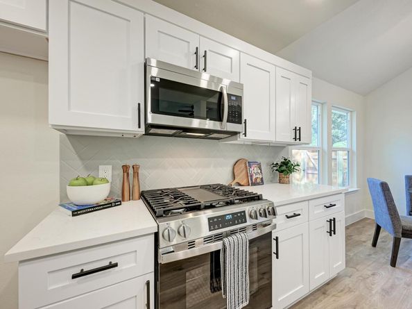 5805 Teri RD, Austin TX 78744