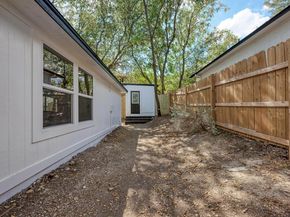 5805 Teri RD, Austin TX 78744