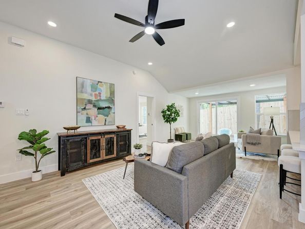 5805 Teri RD, Austin TX 78744