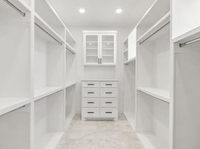 419 Hazeltine DR, Lakeway TX 78734