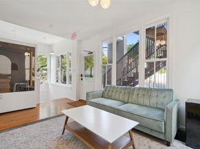 702 San Antonio ST, Austin TX 78701