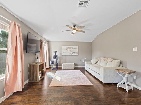 3933 Rolling Canyon TRL, Round Rock TX 78681