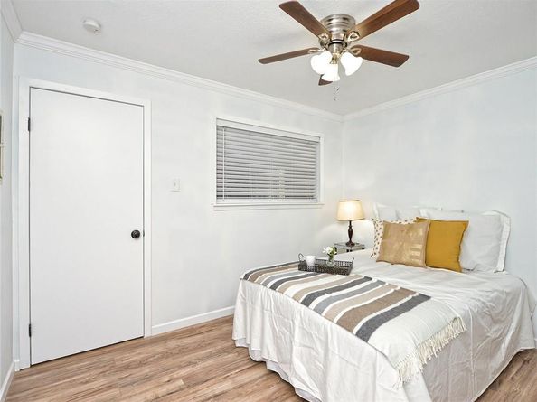 1840 Burton DR 226, Austin TX 78741
