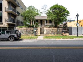 906 E 6th ST, Austin TX 78702