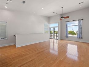 1702 S Lamar BLVD 9, Austin TX 78704