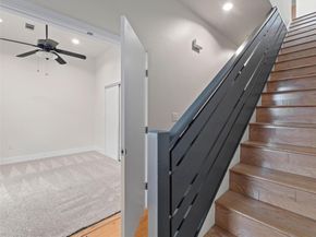 1702 S Lamar BLVD 9, Austin TX 78704