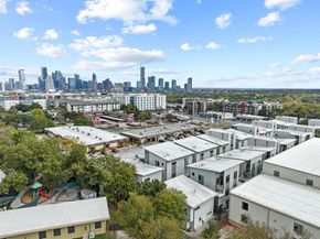 1702 S Lamar BLVD 9, Austin TX 78704