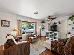 3202 Whiteway DR, Austin TX 78757