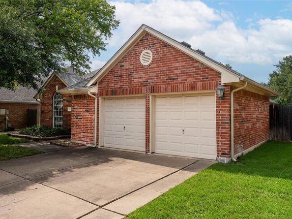 1853 Dapplegrey LN, Austin TX 78727