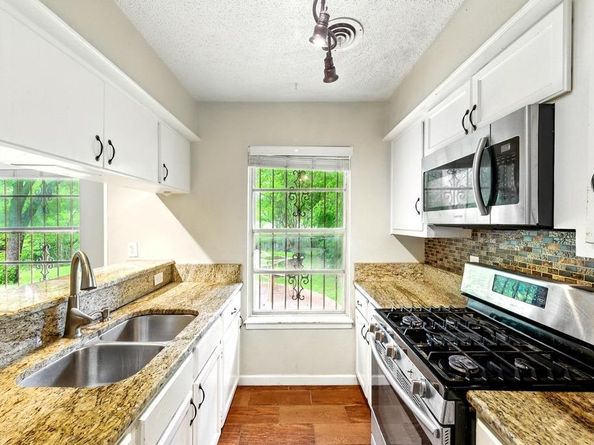 5103 Stone Gate DR, Austin TX 78721