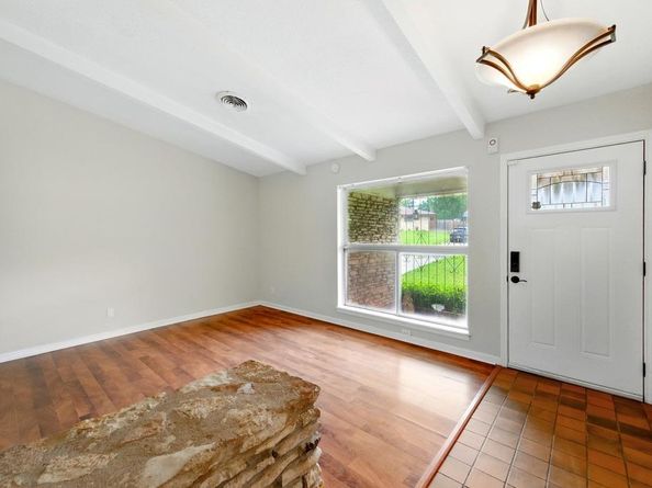5103 Stone Gate DR, Austin TX 78721
