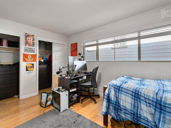 2404 Longview ST 105, Austin TX 78705