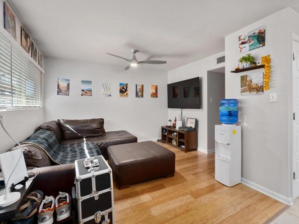 2404 Longview ST 105, Austin TX 78705