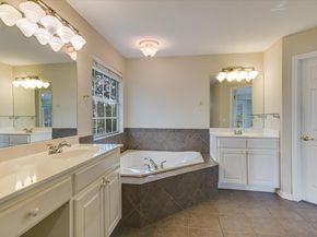 9605 Corbe DR, Austin TX 78726