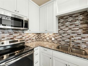 4301 Mansfield Dam RD 2101, Austin TX 78734