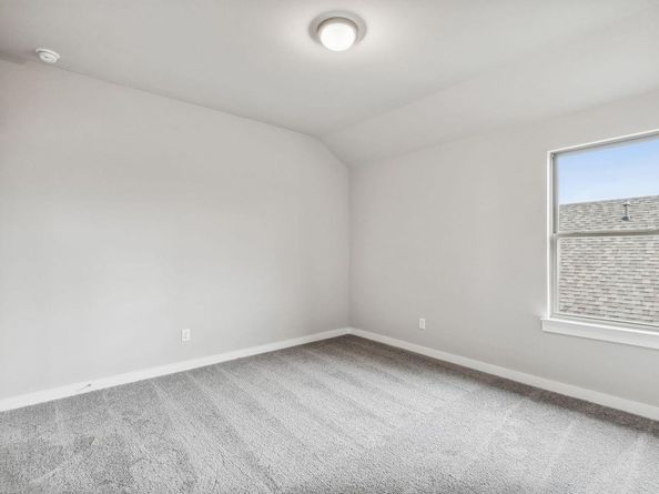 8006 Shining Flor RUN, Lago Vista TX 78645