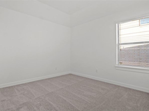 8006 Shining Flor RUN, Lago Vista TX 78645