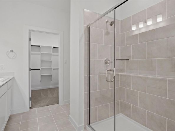 8006 Shining Flor RUN, Lago Vista TX 78645