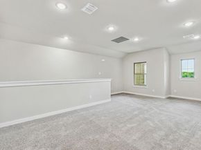 8006 Shining Flor RUN, Lago Vista TX 78645