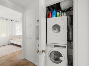 1703 Summit VW, Austin TX 78703