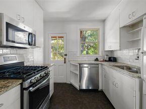 1703 Summit VW, Austin TX 78703