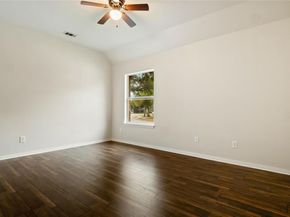 2001 Lacey Oak CV, Round Rock TX 78681