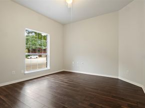 2001 Lacey Oak CV, Round Rock TX 78681