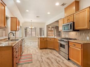 2001 Lacey Oak CV, Round Rock TX 78681