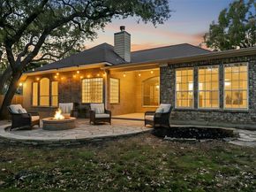 2001 Lacey Oak CV, Round Rock TX 78681