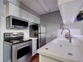 2302 East Side DR 20, Austin TX 78704