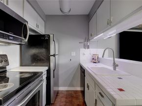 2302 East Side DR 20, Austin TX 78704