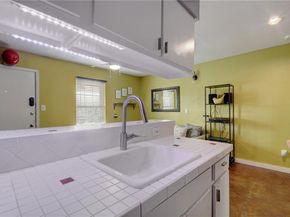 2302 East Side DR 20, Austin TX 78704