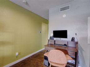 2302 East Side DR 20, Austin TX 78704