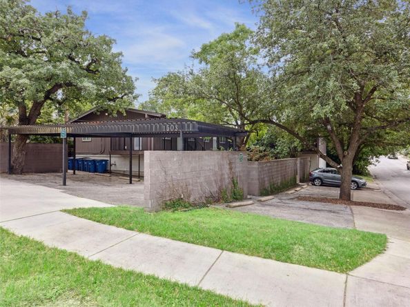 1503 W 9th ST 204, Austin TX 78703