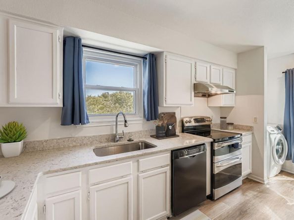 2450 Wickersham LN 604, Austin TX 78741