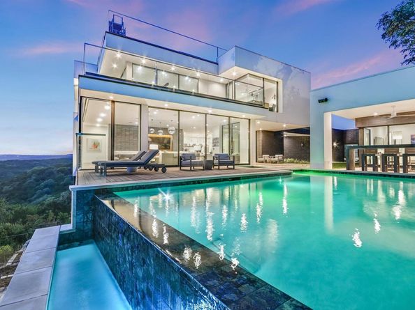 6607 W Courtyard DR, Austin TX 78730