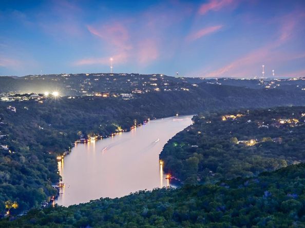 6607 W Courtyard DR, Austin TX 78730
