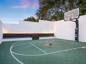 6607 W Courtyard DR, Austin TX 78730