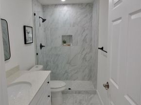 1200 E 52nd ST 208, Austin TX 78723