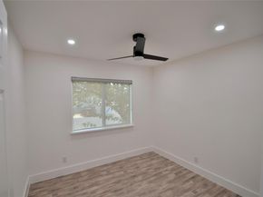 1200 E 52nd ST 208, Austin TX 78723