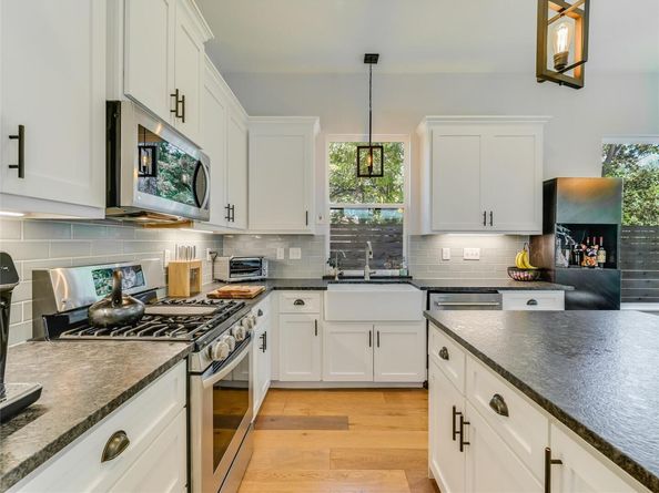3102 Garwood ST 1, Austin TX 78702