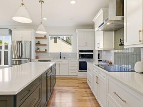 708 Newport DR, Spicewood TX 78669