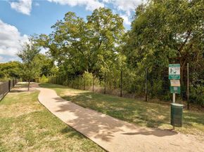 604 N Bluff DR 128, Austin TX 78745