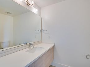 604 N Bluff DR 128, Austin TX 78745