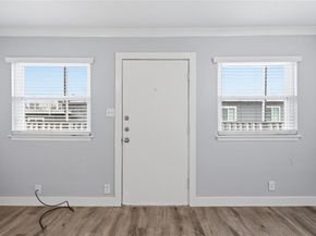 2401 Manor RD 232, Austin TX 78722