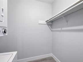 2401 Manor RD 232, Austin TX 78722