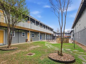 2401 Manor RD 232, Austin TX 78722